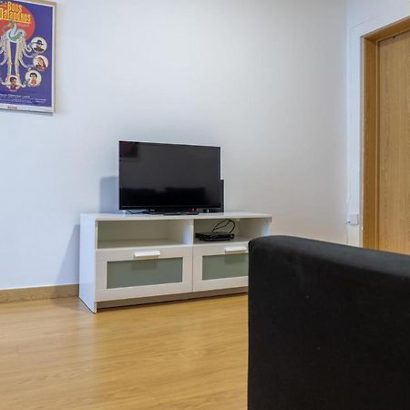 Entrecampos - Family Apartment With Terrace Lisbona Esterno foto