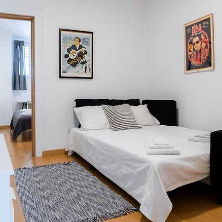 Entrecampos - Family Apartment With Terrace Lisbona Esterno foto